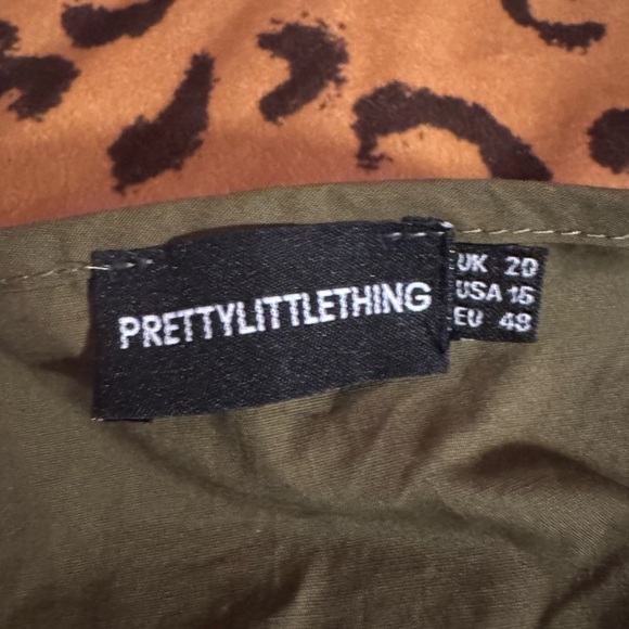 🫒Weekend Ready: Soft Khaki Tie-Front Blouse, Size US 16 - Picture 10 of 10